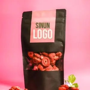 Kuivattu luomumansikka